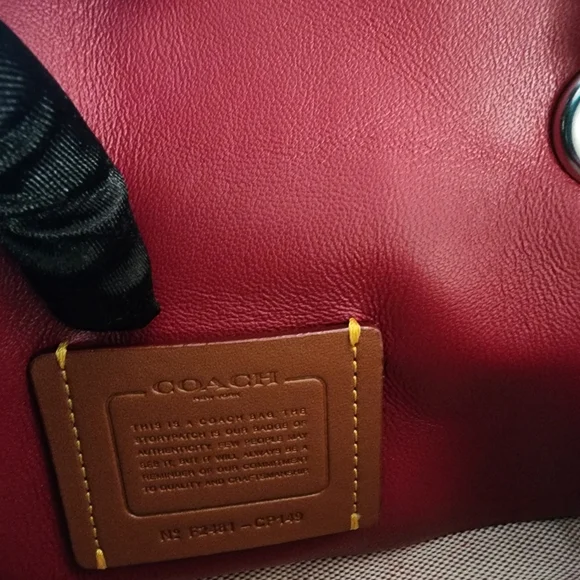 COACH Quilted Tabby 20 With Matching Wallet - Picture 15 of 16